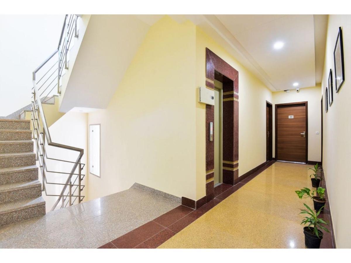 Bluo Studio1 Golf Course Road, Gym, Balcony Garden Gurgaon Luaran gambar