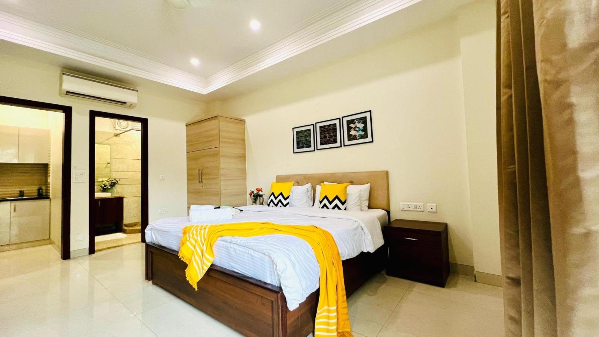 Bluo Studio1 Golf Course Road, Gym, Balcony Garden Gurgaon Luaran gambar