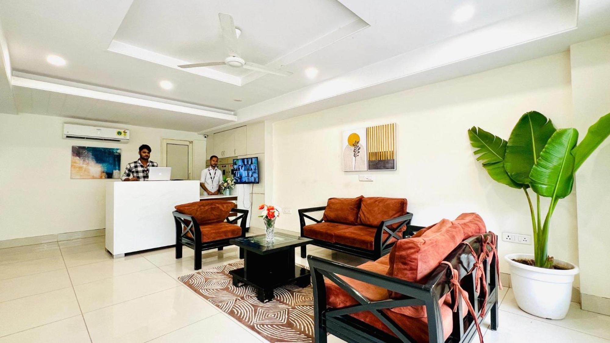 Bluo Studio1 Golf Course Road, Gym, Balcony Garden Gurgaon Luaran gambar